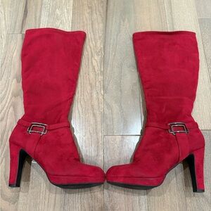 Vintage red suede knee high boots! Dry rot on zipper area only!